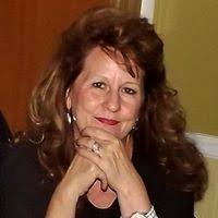 Connie Helton's Instagram, Twitter & Facebook