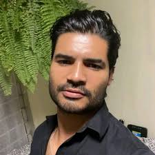 Carlos Ramón Alfonzo Santiago presentó con éxito su examen de grado de la  Maestría en Ciencias en Ingeniería Mecatrónica del #TecNM Campus Tuxtla  Gutiérrez con el tema “Diseño, construcción y automatización de