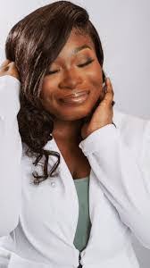 Josette Fontenot's Instagram, Twitter & Facebook