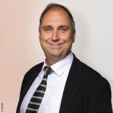 MEDICA DEEP DIVE: Robots in the OR: flexible, precise, tireless