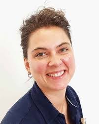 Caroline Bauer's Instagram, Twitter & Facebook