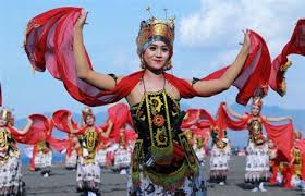 Kunjungi informasi lainya seperti tari serimpi ( sejarah makna dan jenisnya). Online Report Sebutkan 7 Contoh Tari Kontemporer Sebutkan Contoh Tari Kreasi Kelompok Nonetnik Aneka Seni Dan Budaya Keduanya Adalah Tari Pergaulan Yang Lebih Bersifat Hiburan