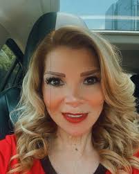 Hoy fue un gran dia, como no agradecer a mi Dios, a mis hijos con sus  parejas, mi familia completa, mis amigos, mi gente hermosa que trabaja  conmigo, mis compadres, y tantas