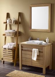 Meuble vasque l.121 x h.52 x p.46 cm a quatre tiroirs laqués brillants a coulisses amorties, une vasque ceramique et un miroir. 8 Porte Serviettes Ultra Deco Pour Une Jolie Salle De Bains Meuble De Salle De Bain Salle De Bain En Bambou Salle De Bain Teck