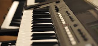 Thomann is the largest online and mail order retailer for musical instruments, light and sound equipment worldwide, having about 10m customers in 120 countries and 80,000 products on offer. Keyboards Musikhaus Thomann