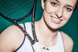 Wygrana dwa tygodnie temu w finale rolanda garrosa jest ogromnym sukcesem w karierze igi świątek. 10 Rzeczy Ktorych Byc Moze Nie Wiecie O Idze Swiatek Triumfatorka Rolanda Garrosa Prywatnie Zdjecia Echo Dnia Swietokrzyskie