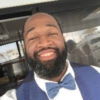 Darren Redd's Instagram, Twitter & Facebook