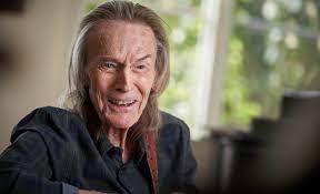 Site includes gordon lightfoot's cds and dvds, biography, latest tour schedule with presale information whenever possible, song lyrics and more. Old Town Center Presents Gordon Lightfoot If You Could Read My Mind Kudos Az