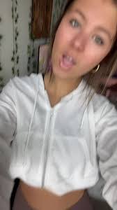 Heather Hix's Instagram, Twitter & Facebook