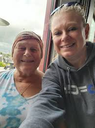 Nicole Ballew's Instagram, Twitter & Facebook