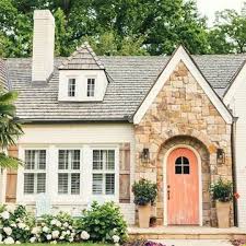 Cottage Home Style Elements In 2020 Cottage Exterior Cottage Style Homes Cottage Homes