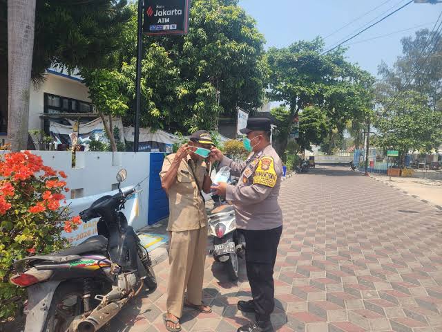 Pemerintah Antisipasi Kebutuhan Masker dan Obat Mata akibat Abu Vulkanik