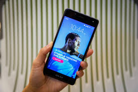 polished Blu R1 HD phone ...