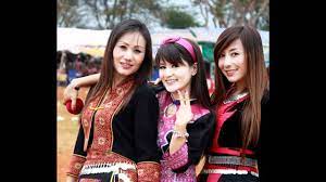 Our hmong traditional clothes make from hmong villagers from another village around the country. Hmong Traditional Clothing Youtube