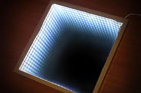 How To Make An Infinity Mirror Infinity Mirror Infinity Mirror Diy Led Infinity Mirror