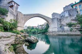 02:39 stari most u mostaru je izgrađen između 1557. Everything You Need To Know About The Breathtaking Old Bridge Area In Mostar