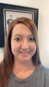 Let's celebrate this new beauty's stunning selfie with Seint makeup