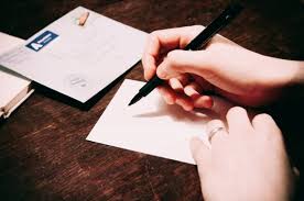 Apakah kamu sedang mencari contoh surat pribadi untuk sahabat, guru, teman, dan keluarga? 16 Contoh Surat Pribadi Buat Kawan Orang Tua Kerabat Kekasih Tercinta