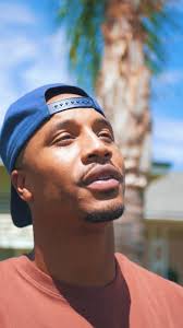 If “A Bar Song” by Shaboozey was a Christian country song