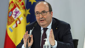 Apr 30, 2021 · 30.04.2021/05:31. Women In Politics In Sweeping Reshuffle Spain S Pedro Sanchez Names Younger Cabinet With More Women Spain El Pais In English