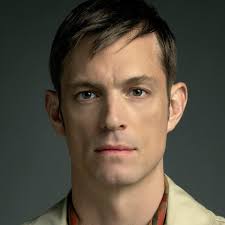 It focuses on an alternate timeline where the ussr landed on the moon prior to the americans and a world where the space race never ended. Edward Baldwin For All Mankind Wiki Fandom