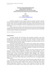 = komunikasi adalah suatu proses ketika seseorang atau beberapa orang, kelompok, organisasi, dan masyarakat menciptakan, dan menggunakan informasi agar terhubung dengan lingkungan dan orang lain. Https Media Neliti Com Media Publications 91480 Id Manfaat Penggunaan Smartphone Sebagai Me Pdf