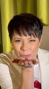 Liebe zweifelt nicht… nur unser verstand tut es 😉 💋francine  #liebezweifeltnicht #francinejordi #music #schlager #pop  #ichfindschlagertoll #positivity #positivevibes #positiv #loveyourlife  #lovemyjob ...