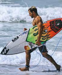 O surf do brasil é ouro!!!! (foto: Sem Chance Em Pipeline Italo Ferreira Promete Nao Aliviar Para Rivais No Surfe Esportes Home