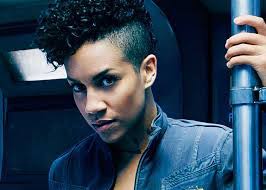 Nora Singh's Instagram, Twitter & Facebook