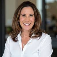 Carin Collins's Instagram, Twitter & Facebook