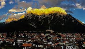 Blick auf den bar am luttensee. Blick Uber Mittenwald Vom Gastehaus Ilse Aus Am Kusenberg Picture Of Mittenwald Upper Bavaria Tripadvisor