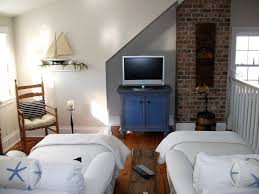 You may also find chairs designed for the pool and other outdoor uses and some that are specifically designed for indoor use. 43 Amazing Oversized Chaise Lounge Indoor Azspring