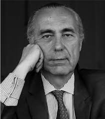 Luis Alberto de Cuenca: «La poesía es una manera de hacerse preguntas  necesarias que no tienen respuesta»