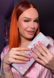 Caja Roja De Paris Nails