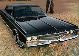 1968 Chrysler New Yorker 4 Door Hardtop By Coconv Via Flickr Chrysler New Yorker Dream Cars Old Vintage Cars