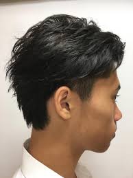 岡部最新ヘアスタイル フェザーオールバック 羽のような軽い仕上がりで