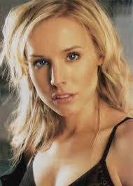 Beverly Lynne's Instagram, Twitter & Facebook