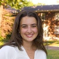 Geralyn Picinich's Instagram, Twitter & Facebook