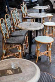 terrasse du cafe jussieu de paris chaises en cannage de maison gatti decoration par le studio em terrasse parisienne design interieur restaurant chaise rotin