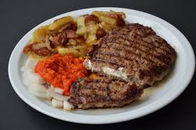 Punjene Pljeskavice Sirom I Zapeceni Grah Recept Food Cooking Cooking And Baking