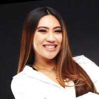 Danielle Cunanan's Instagram, Twitter & Facebook