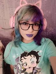 Y'all better come get these Holiday Free in-game content ⛄🎄🛷🎅🏼I'm Live  https://www.twitch.tv/smalls4u2nv