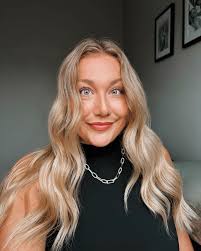 ✰ Lo ✰ (@laurenjanoska) · Instagram photos and Reels