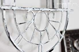 See full list on thinkingcloset.com Chippy Metal Finish Tutorial Maison De Pax