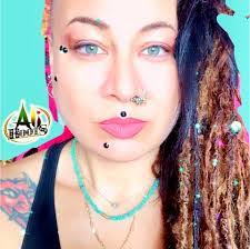 Chris Loops's Instagram, Twitter & Facebook