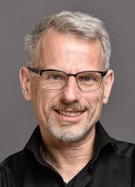 Einblick in das Digitale-Bühne-Netzwerk: Das Hamburger Konservatorium. Michael  Petermann im Gespräch