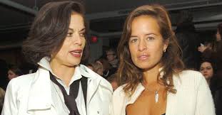 Bianca jagger gave birth to jagger's second child, jade sheena jezebel jagger, on 21 october 1971. Mick Jagger S Oldest Kid Is 50 While His Youngest Is 4 Years Old