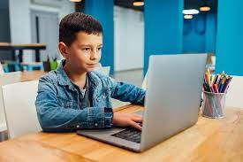 Whether you're a kid looking for a fun afternoon, a parent hoping to distract their children or a desperately procrastinating college student, online games have something for everyone, and they don't have to cost you a penny. Best Unblocked Games To Play When You Re Bored At School Swagbucks Articles