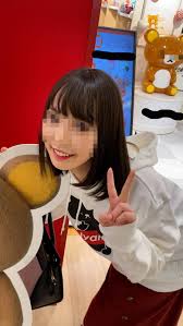 FC2-PPV-1330094 ○限定販売○**個人撮影 アイドル 4期活動の裏でフェラ営業する（**スマホデータ）坂昇っていく！