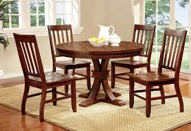 Round extendable wood dining table and 4 chairs. Round Wood Table And Chairs